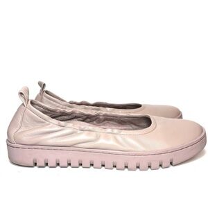 VIONIC:  Women's Blush Loafers